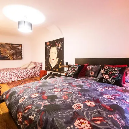 The Appartement *